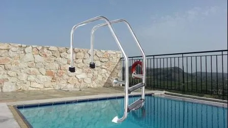 Échelle de piscine en acier inoxydable avec pédale antidérapante